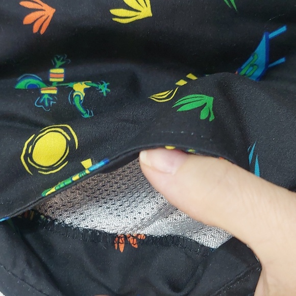 Burnside Boys Size Small Swim Trunks Shorts Black Alien Swimming Ocean - Picture 6 of 11